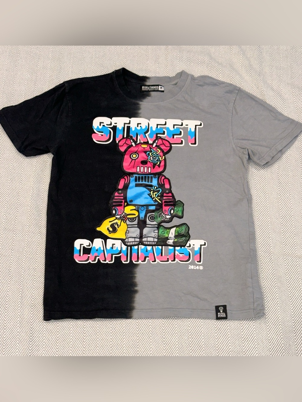 Limited Edition REBEL MINDS 2014 Street Capitalist Bear Patch Screen Tee Shirt